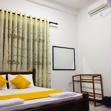 Freedom Inn เนกอมโบ ภายนอก รูปภาพ